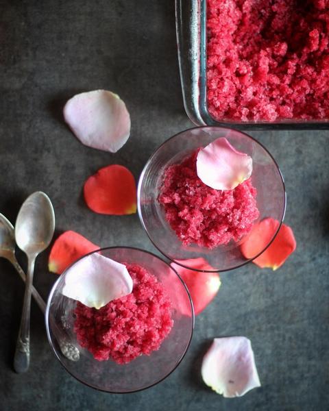 Zubereitung - Zitronensorbet mit Rosenblättern und Champagner