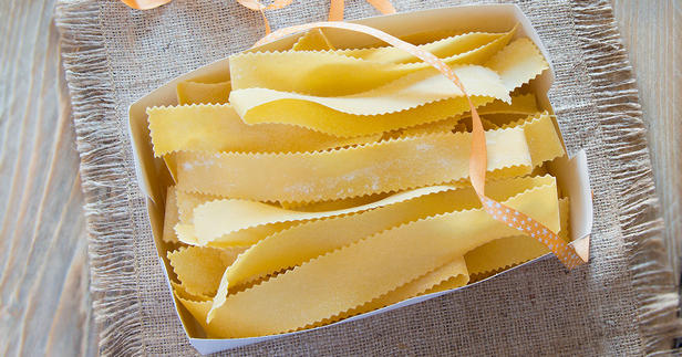 So macht man hausgemachten italienischen Pappardelle-Nudelteig