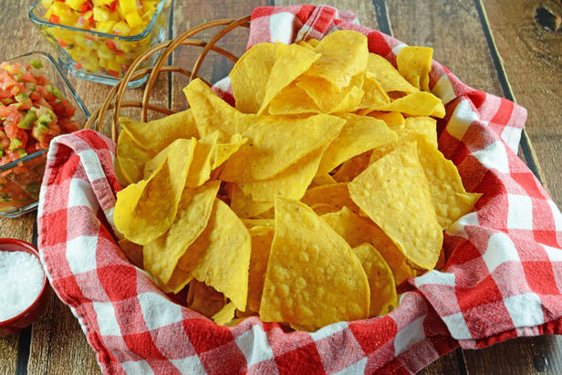 Wie man hausgemachte Maischips zubereitet