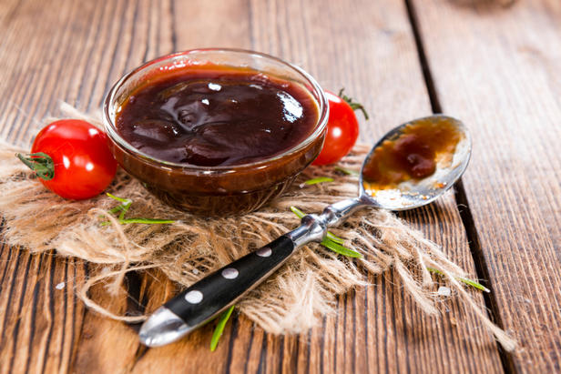 So macht man hausgemachte BBQ-Sauce