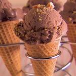 Schokoladen-Haselnuss-Eis
