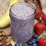 Beeren-Smoothie mit Mandelmilch