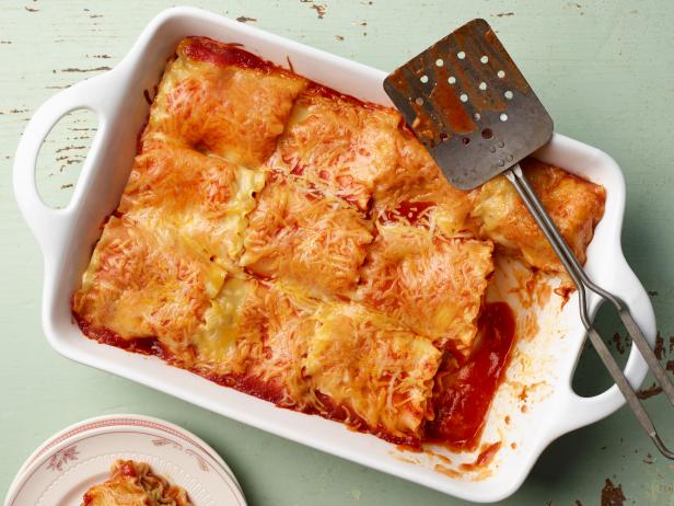 Wie man Enchiladas mit Lasagneteig zubereitet