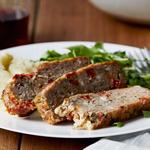 Putenhackbraten mit Feta-Käse und sonnengetrockneten Tomaten