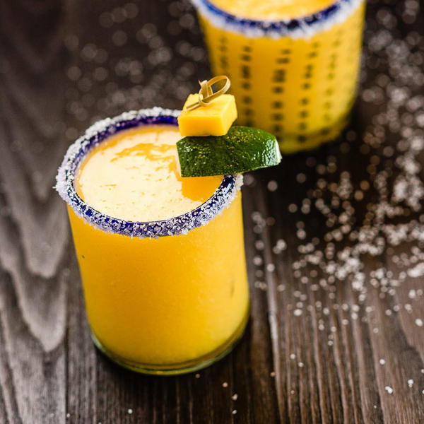 Wie man eine Mango-Margarita zubereitet