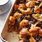 Croissant- und Schokoladen-Brotauflauf