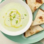Physalis Gazpacho und Quesadillas