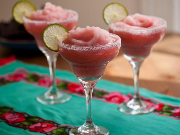 Wie man eine Granatapfel-Frozen-Margarita zubereitet
