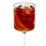 Sangria mit Wermut und Ginger Ale