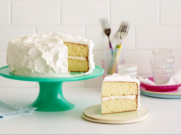 So backt man einen klassischen Kuchen