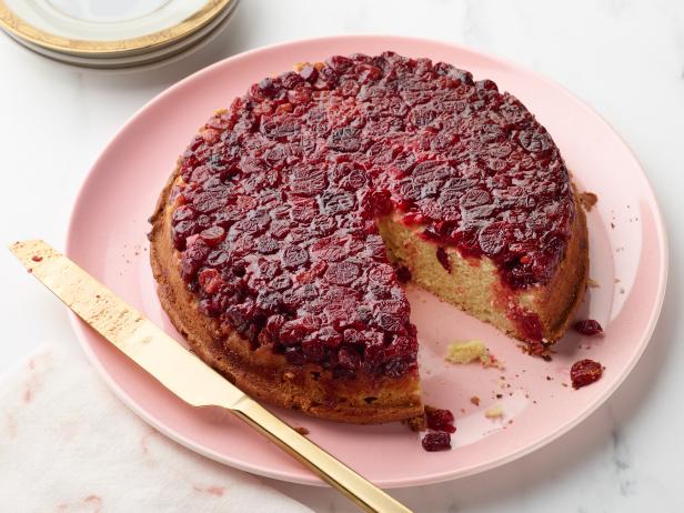 Wie man Cranberry-Upside-Down-Pie zubereitet