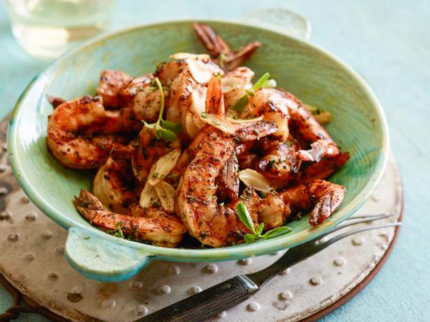 วิธีทำกุ้งกระเทียมย่าง "Gambas al Ajillo"