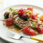 Gegrillte Hähnchenbrust mit marinierten Kirschtomaten