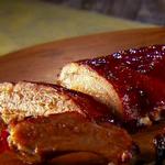 Ofengebackene Schweinerippchen mit würziger Pflaumen-BBQ-Sauce