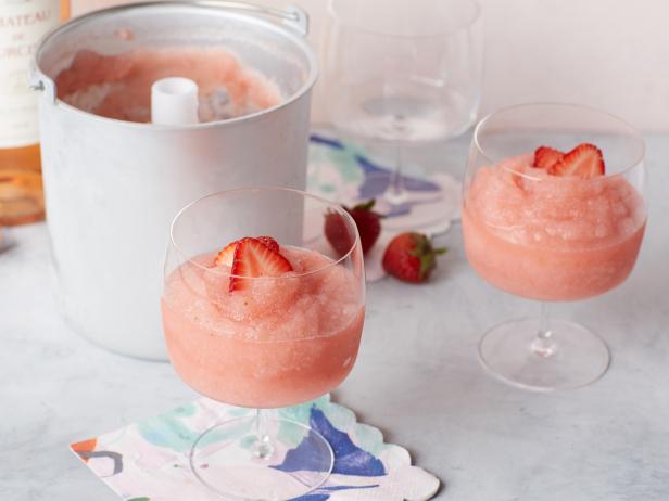 So bereiten Sie den neuen Frozen Cocktail zu