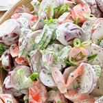 Kartoffelsalat mit Gurke und Sellerie