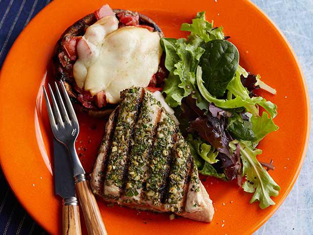 Zubereitung - Toskanische Thunfischsteaks vom Grill und gefüllte Champignons