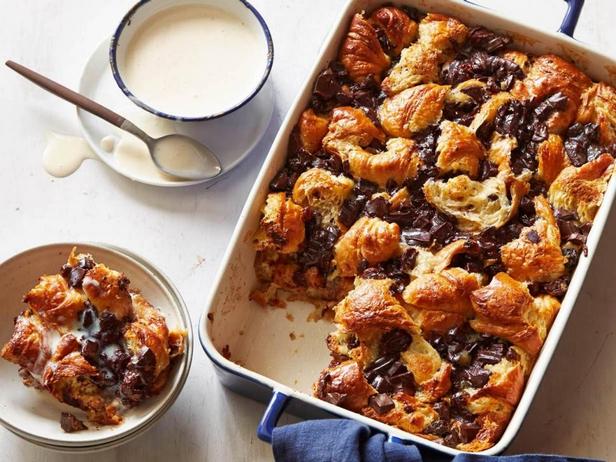 Croissant- und Schokoladen-Brotauflauf