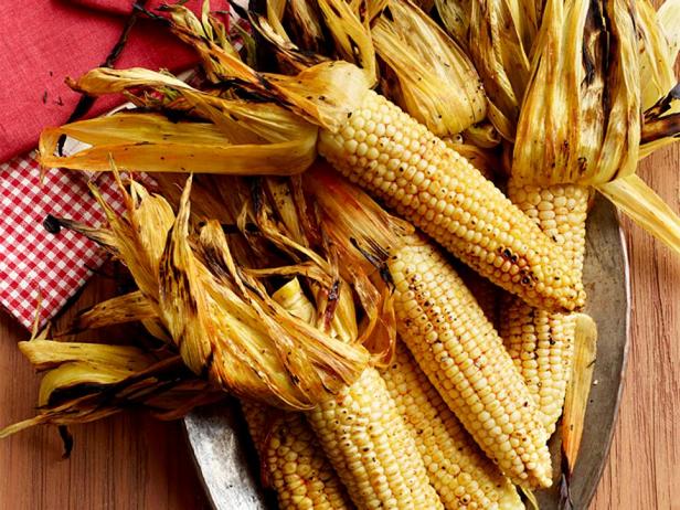 ذرة مدخنة على الكوز
