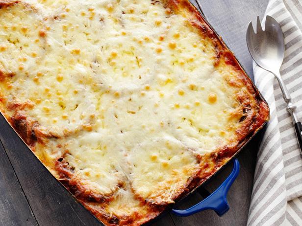 Wie man Auberginen-Parmesan zubereitet