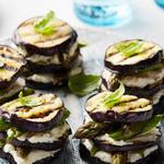Auberginen- und Spargel-Napoleons