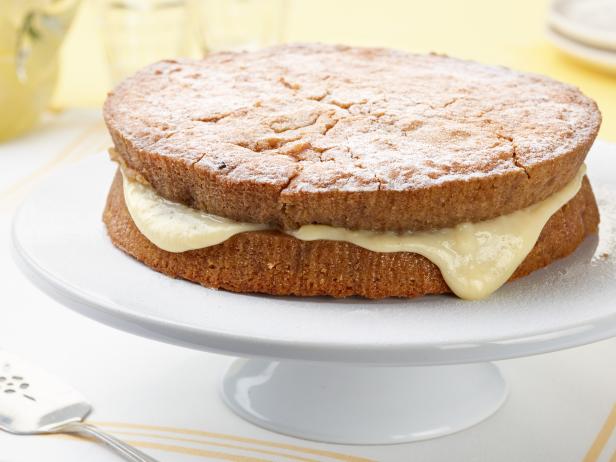Wie man einen Bananenpudding-Kekskuchen zubereitet