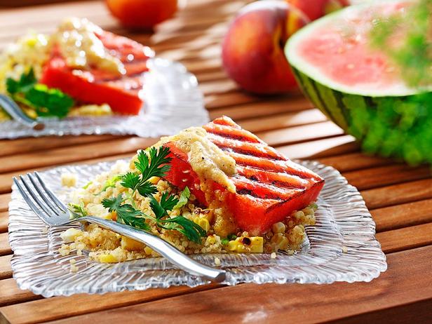 Gegrillter Wassermelonensalat