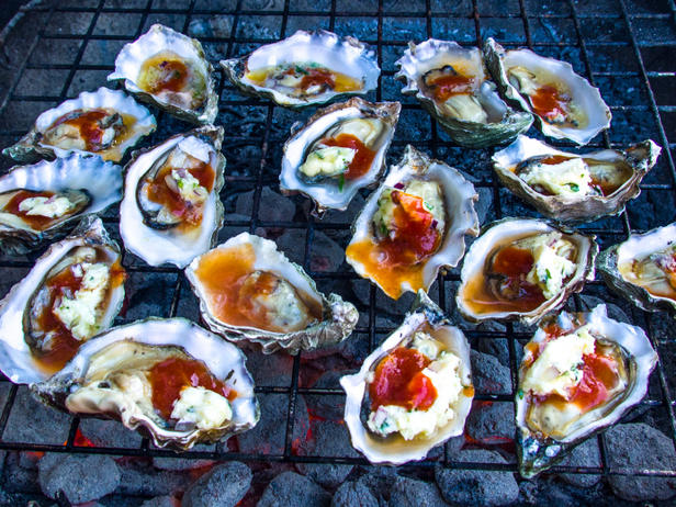 Gegrillte Austern mit Fra-Diablo-Sauce