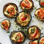 Auberginen-Vorspeise mit Hummus