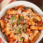 Pasta mit panierten Auberginen