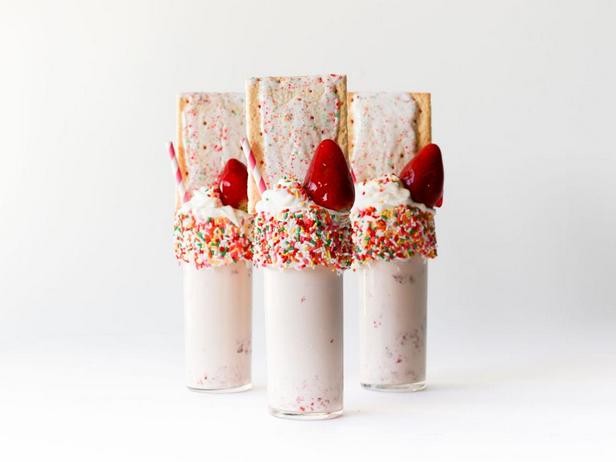 Foto – Erdbeer- und Keks-Milchshake