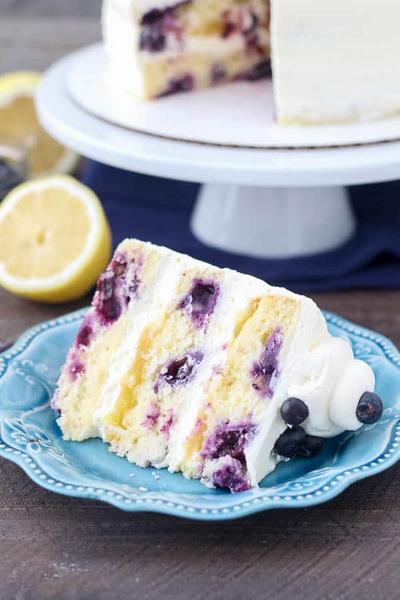So backen Sie Blaubeerkuchen mit Zitronencreme