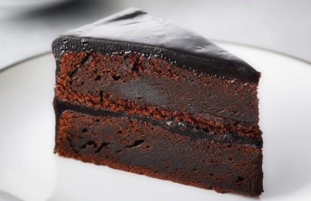 Wie man Schokoladen-Rote-Bete-Kuchen zubereitet