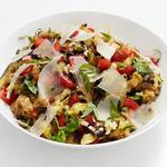 Gegrillter Auberginensalat