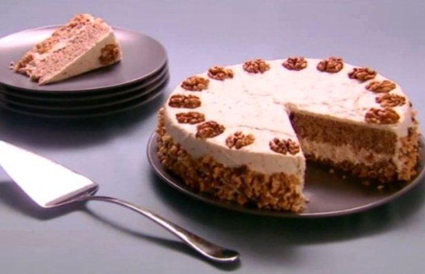 Wie man Walnuss-Puddingkuchen zubereitet