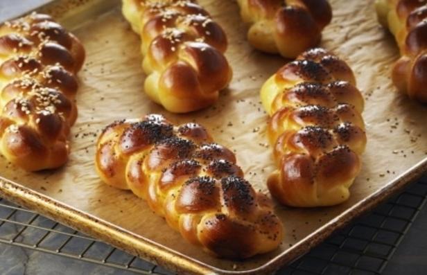 Wie man geflochtenes Brot zubereitet
