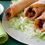 فلوتاس الدجاج والأفوكادو الكريمي