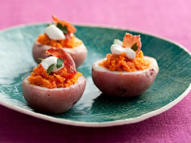 Come preparare le patate ripiene con salsa Romesco spagnola
