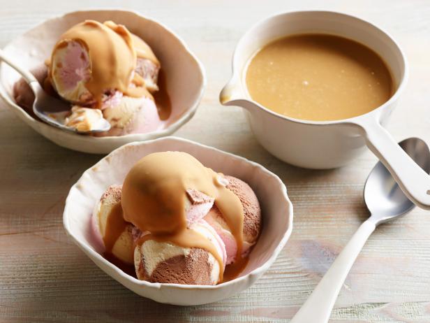 Wie man Erdnussbutter-Eiscreme-Frosting zubereitet