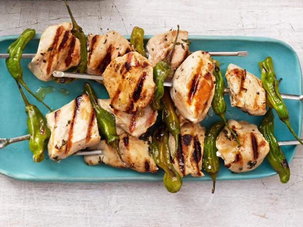 Come preparare - Spiedini di pollo al limone e peperoni shishito