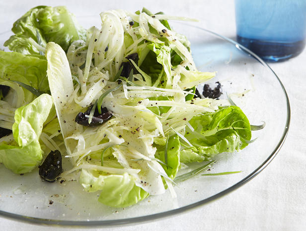 Zubereitung - Grüner Salat und Crostini mit Käsebutter