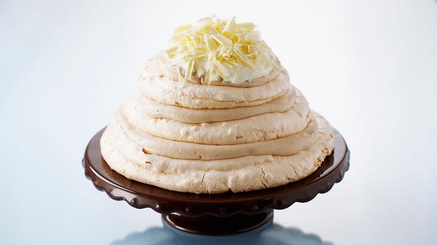 Wie man eine Mont-Blanc-Baiser-Torte zubereitet
