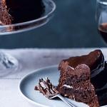 Dreifacher Schokoladenmousse-Kuchen