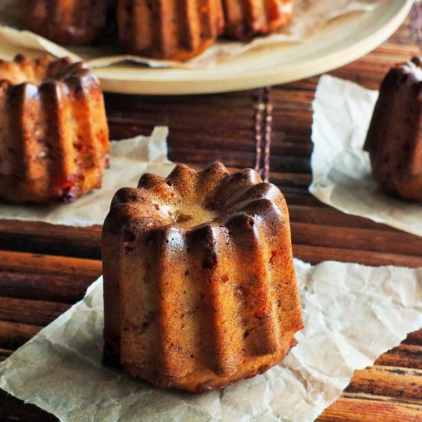Wie man Canele zubereitet