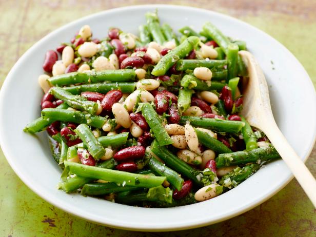 Wie man Drei-Bohnen-Salat zubereitet