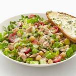 Thunfischsalat aus der Dose und Kräutertoast