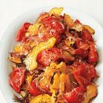 Gebackener Kürbis mit Tomaten