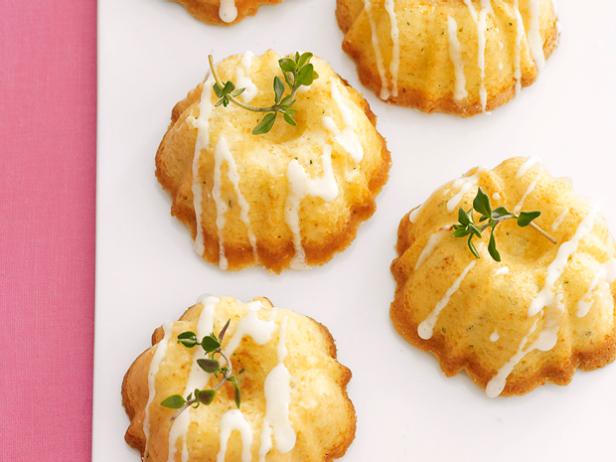 Rezept für Thymian-Cupcakes mit Zitronenglasur