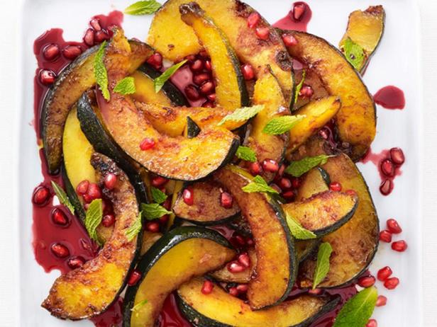 Foto des Gerichts – Gebackener Kürbis mit Granatapfelglasur