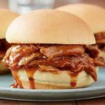 Pulled Pork aus dem Slow Cooker mit BBQ-Sauce